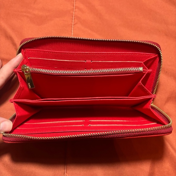 Gucci | GG Supreme Continental Blooms Floral Monogram Print Zip Wallet - Picture 4 of 7